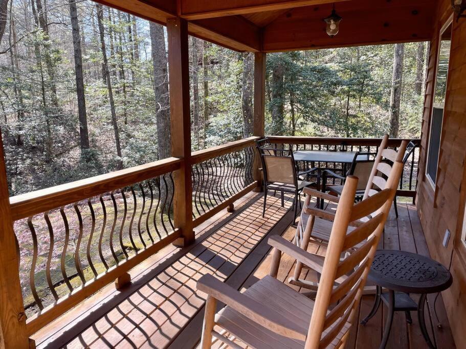 2 Bed Cabin Hot Tub Close To Helen #16 Exterior foto