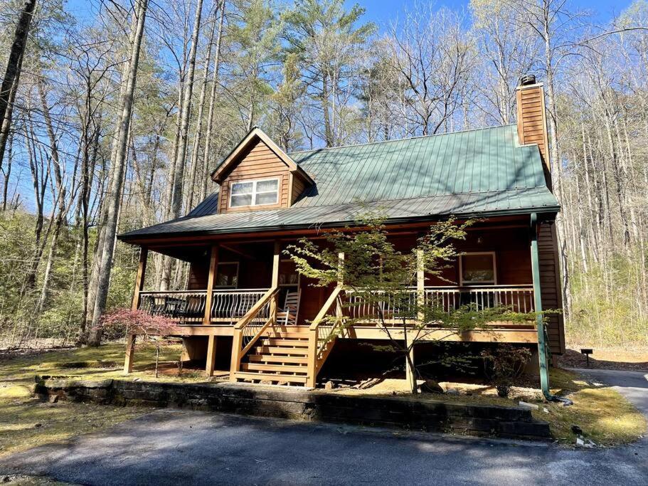 2 Bed Cabin Hot Tub Close To Helen #16 Exterior foto