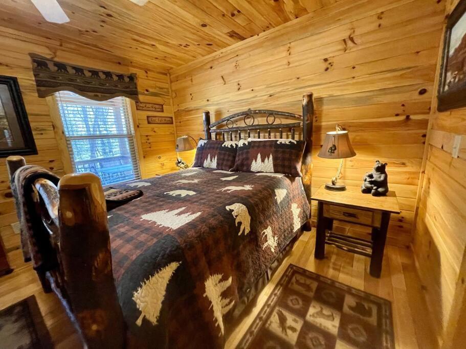 2 Bed Cabin Hot Tub Close To Helen #16 Exterior foto